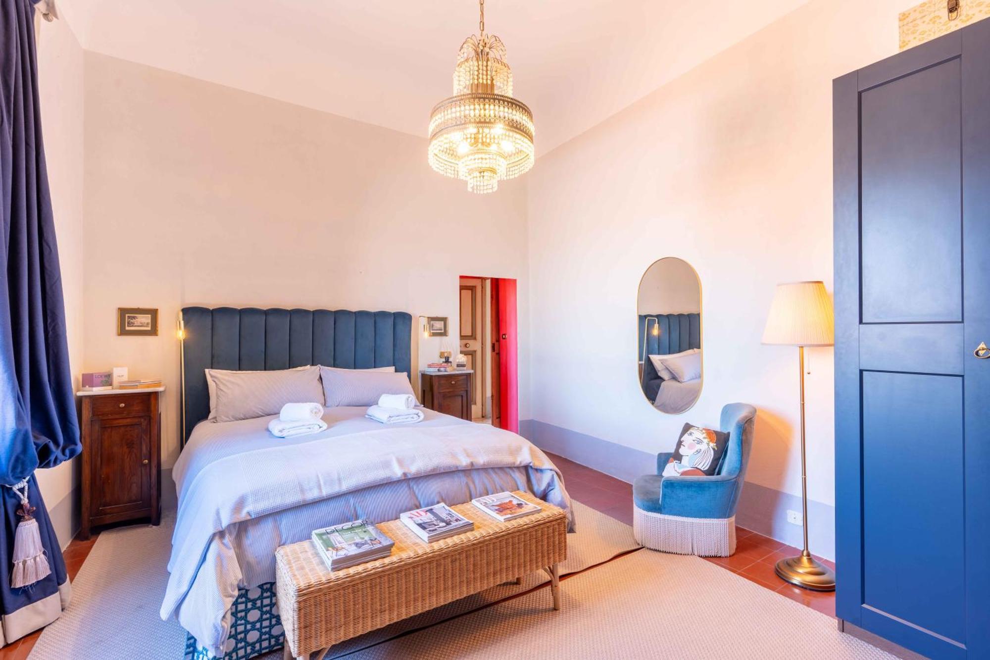Luxury Apartment Angelio Барга Экстерьер фото
