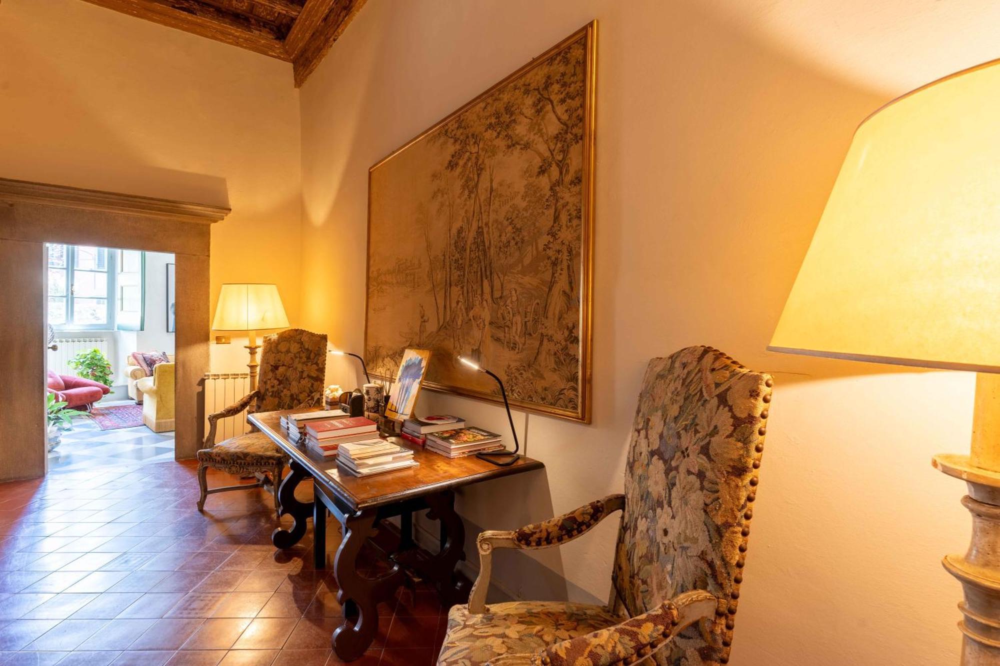 Luxury Apartment Angelio Барга Экстерьер фото
